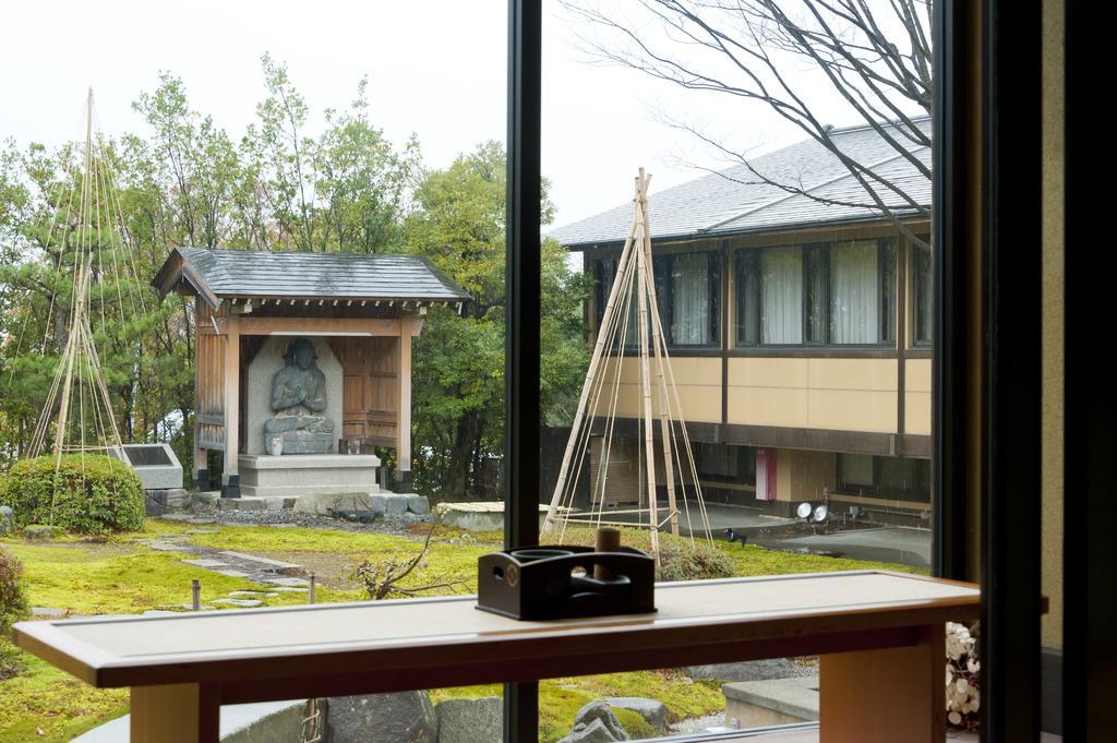 Ryotei Manyou Nomi Exterior photo
